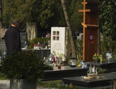 Zapraszamy do obejrzenia filmu o Jerzym Nowosielskim na naszym kanale YouTube